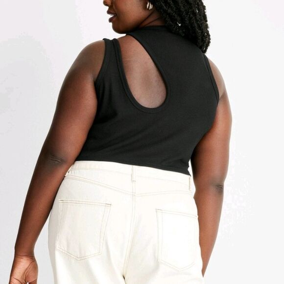 2/$25🆕️ Future Collective Kahlana Barfield Brown 4x Black Cut Out Crop Tank Top - Picture 3 of 10